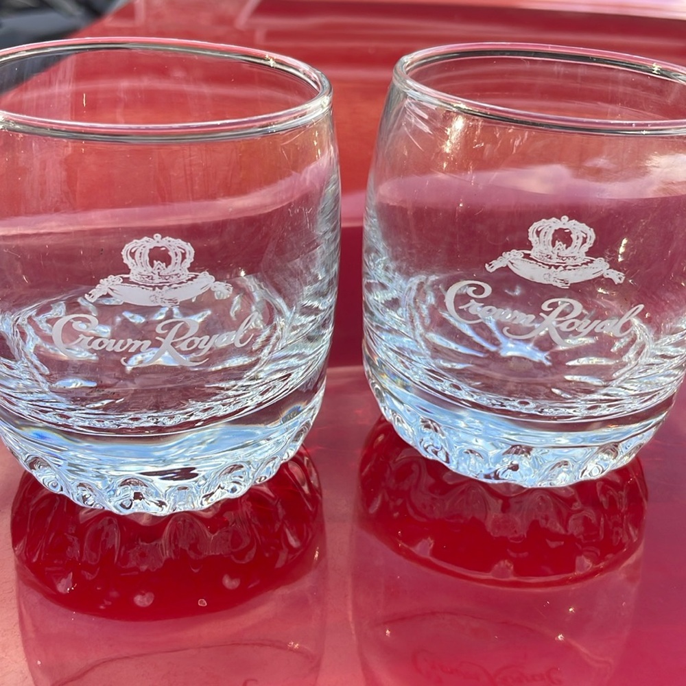 2 vintage crown royal whiskey glasses! No cracks or chips